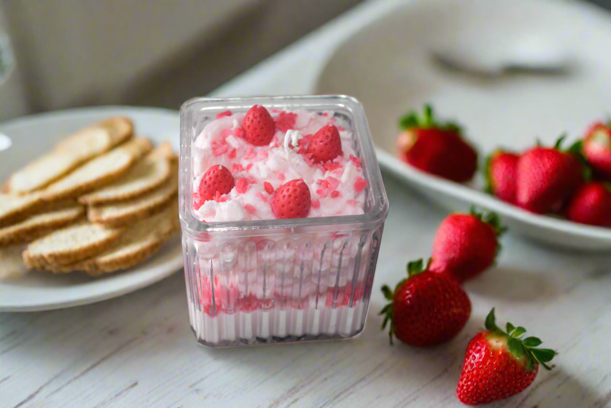 Strawberry cheesecake Candle