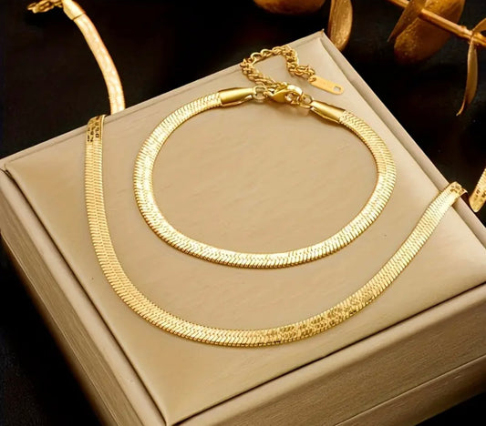 18K Gold Plated Snake chain bracelet and necklace combo in a Jewelry Box
